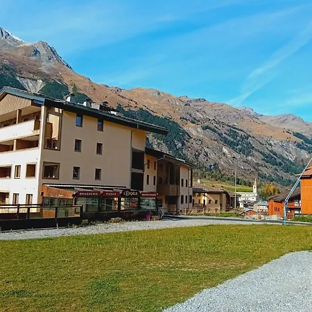 Appartement With Parking In